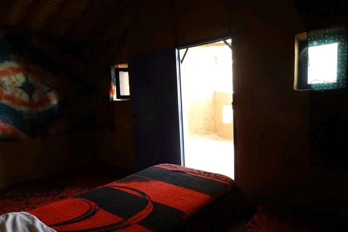 Single Room | Soundproofing, free WiFi, bed sheets