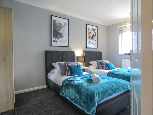 3 bedrooms, individually decorated, individually furnished