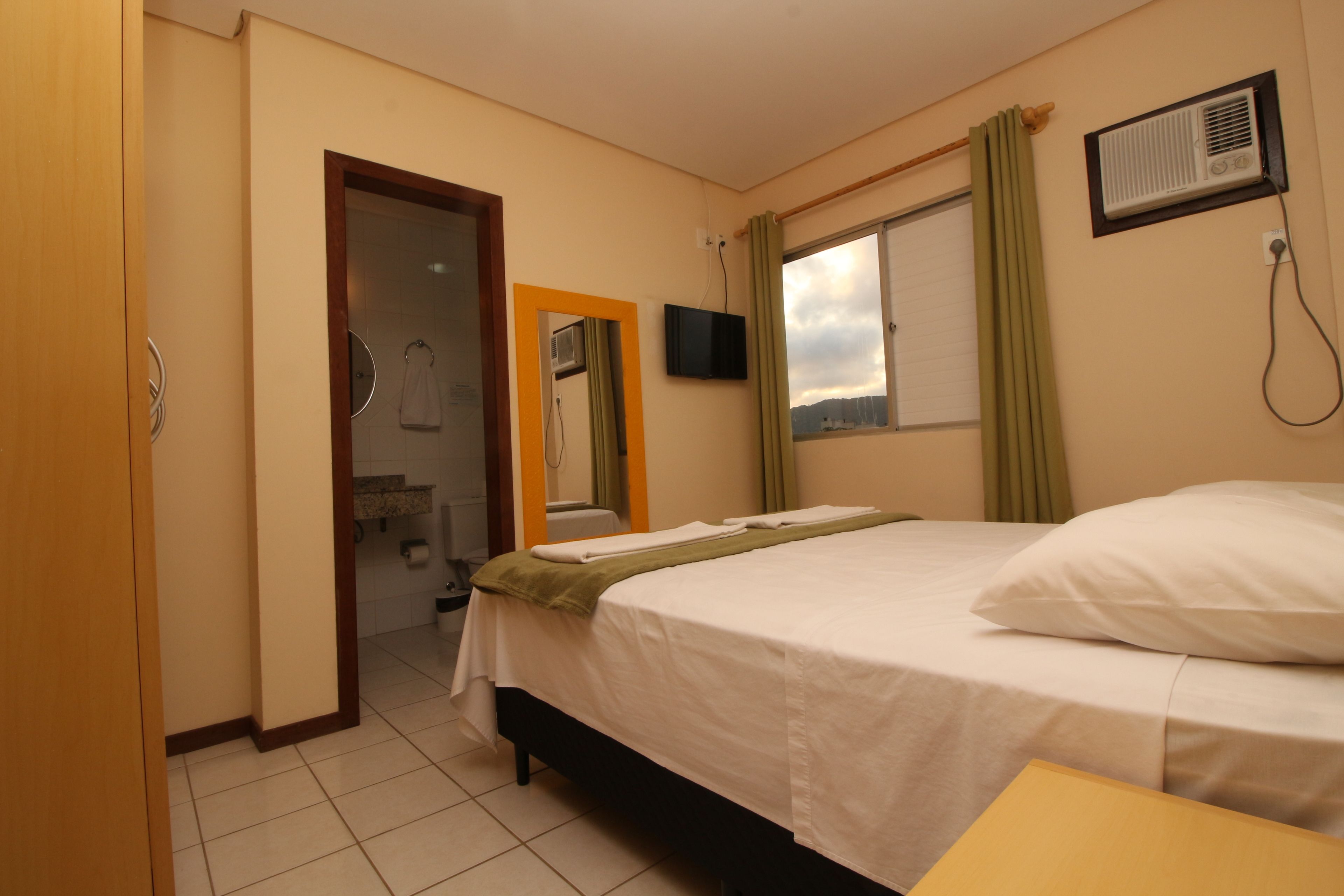 suite (bosque) | 2 bedrooms, laptop workspace, free wifi, bed sheets