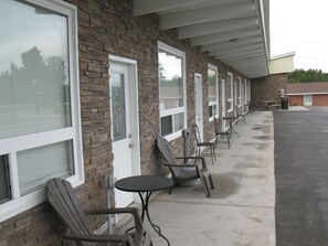 Reception - Goodman's Motel (Baldwin)