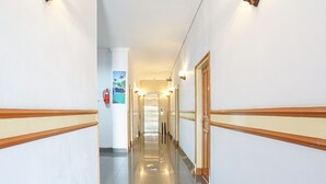 Hallway - Hotel Mustika Sari (Makassar)