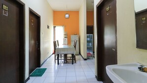 Hallway - Wisma Bougenville (Surabaya)
