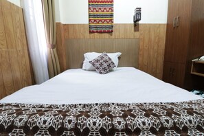 Superior Room - Single Bed | Desk, free WiFi - 58 Guesthouse Tangerang (South Tangerang)