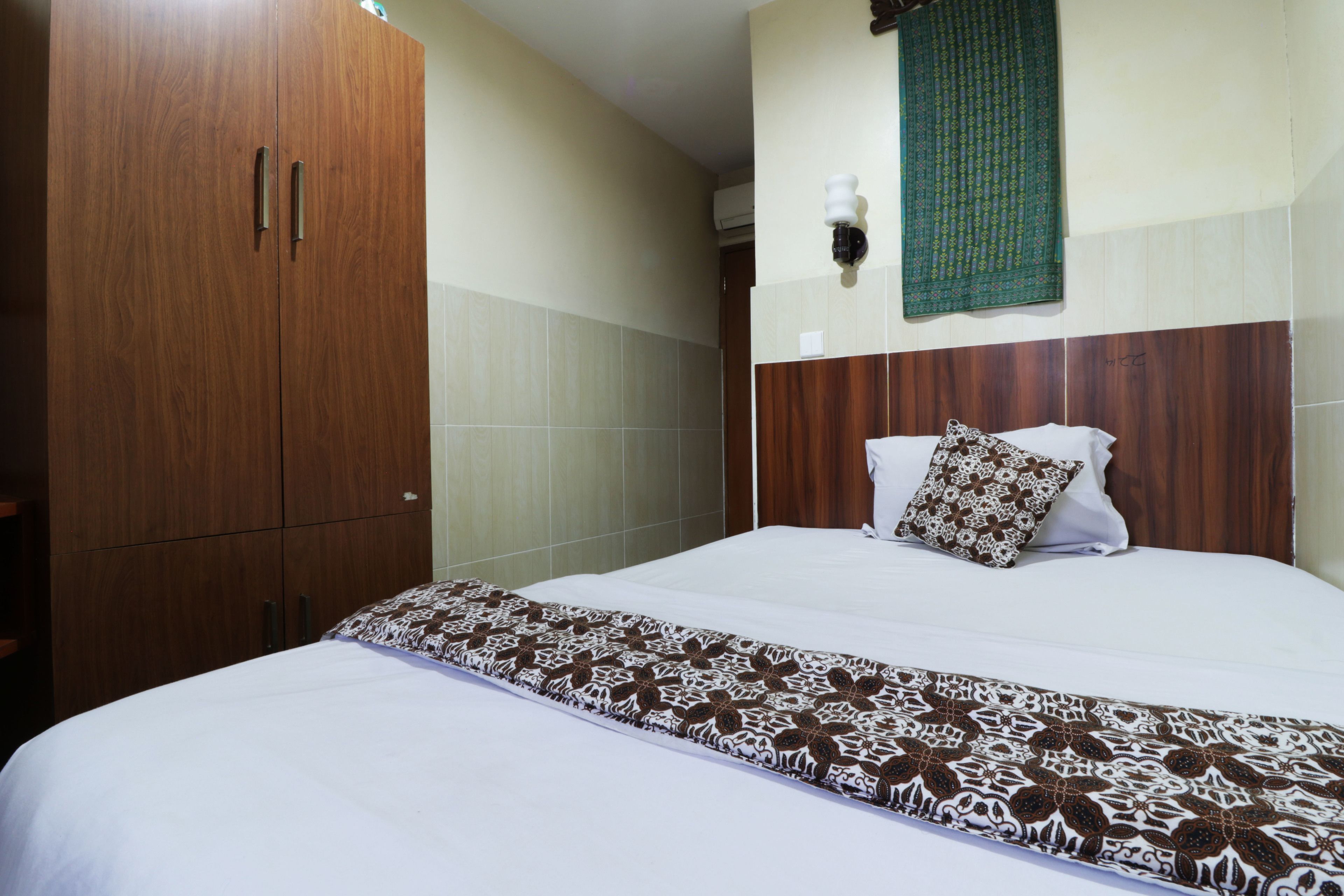 Escritorio y wifi gratis