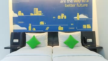 Escritorio, wifi gratis y ropa de cama