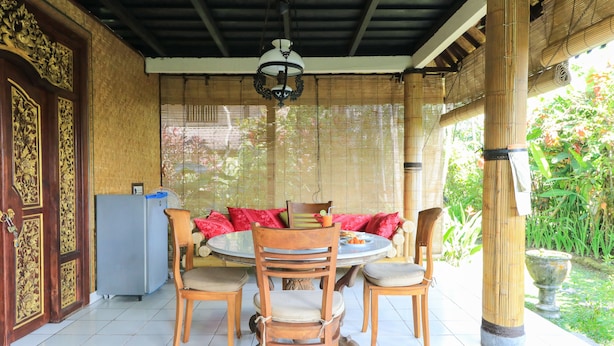 Classic Garden | 1 bilik tidur, meja, Wi-fi percuma 