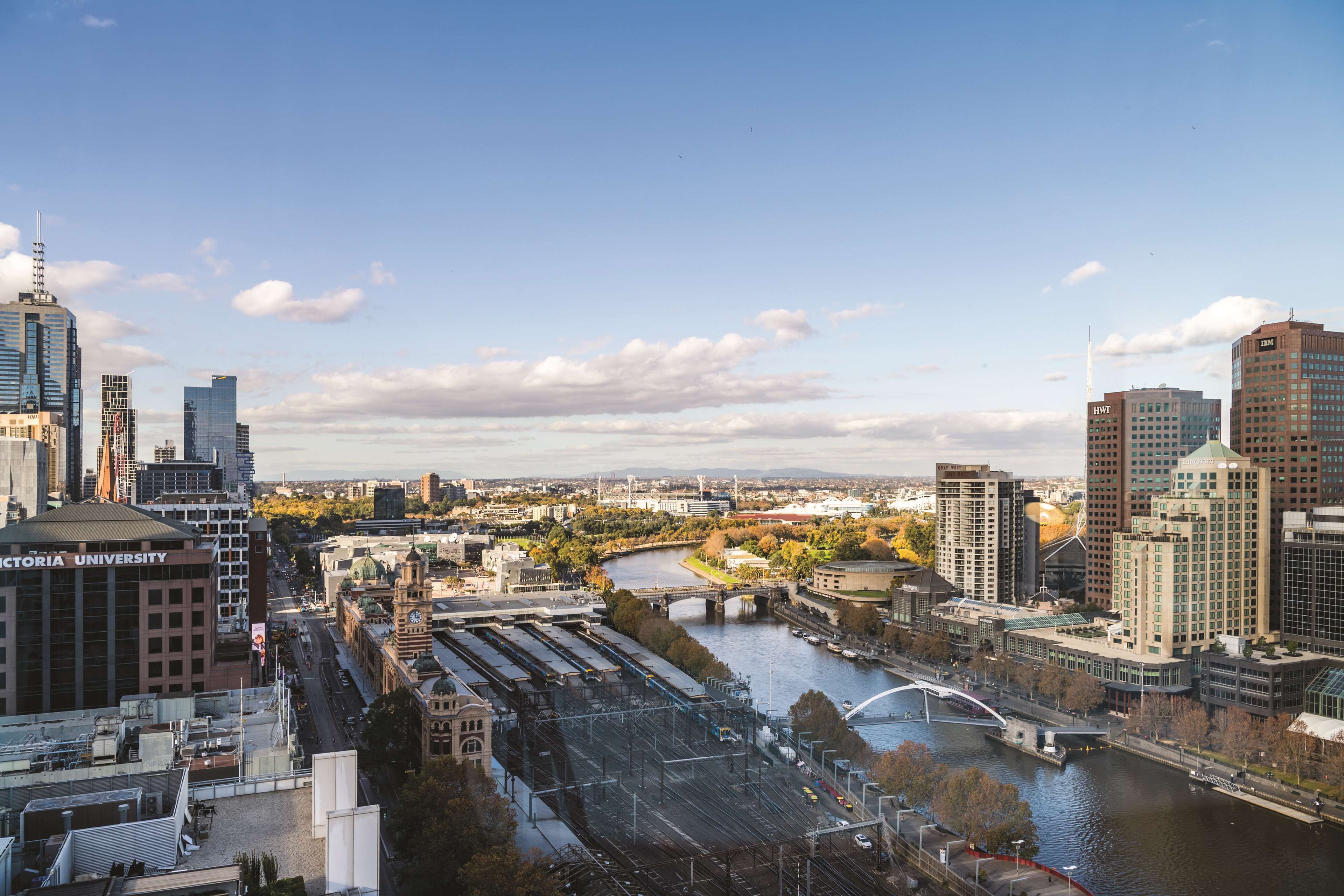 1 bedroom, pillow-top beds, minibar, in-room safe