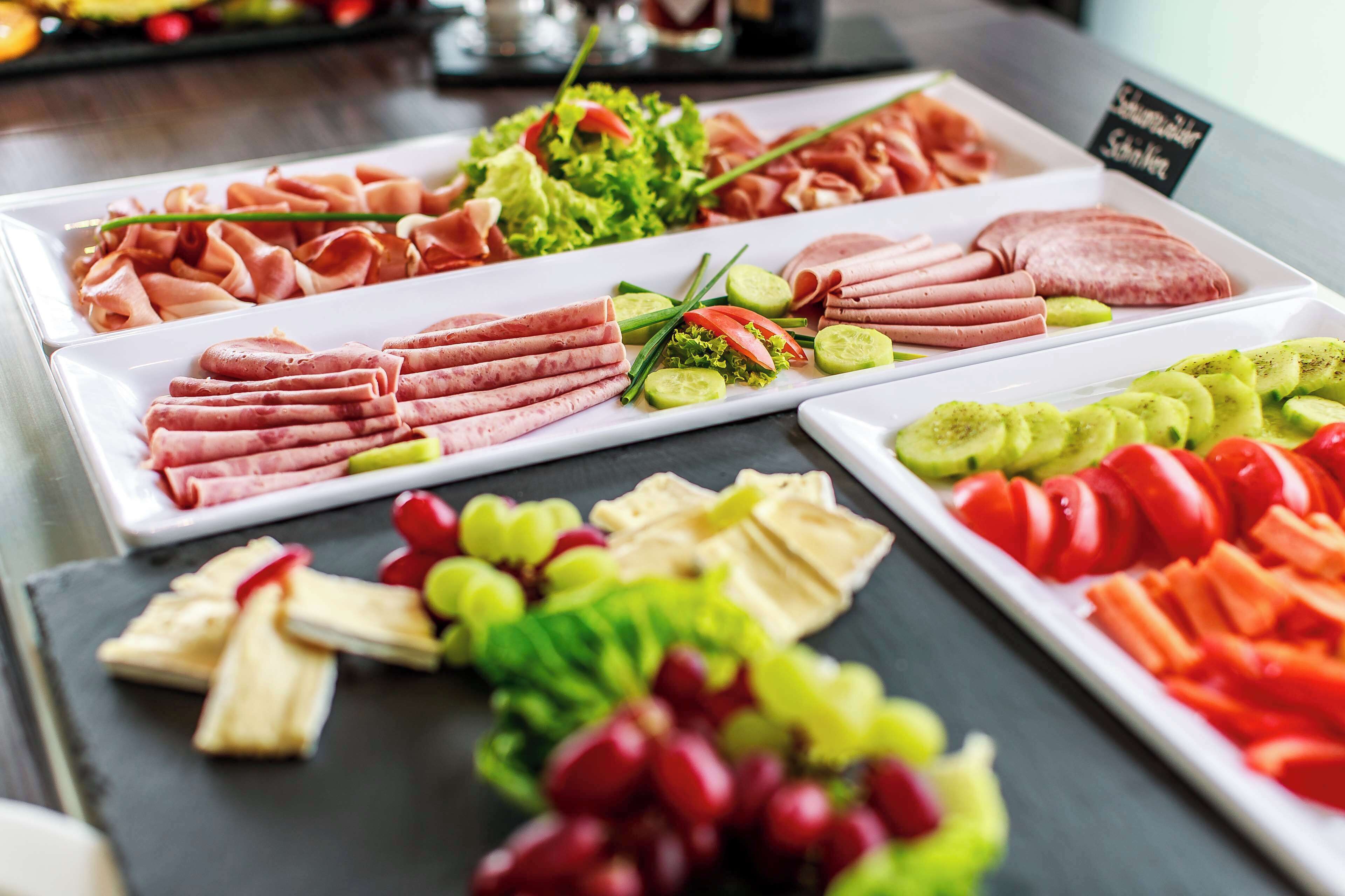 daily buffet breakfast (eur 15.00 per person)
