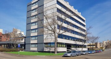 Framhlið gististaðar