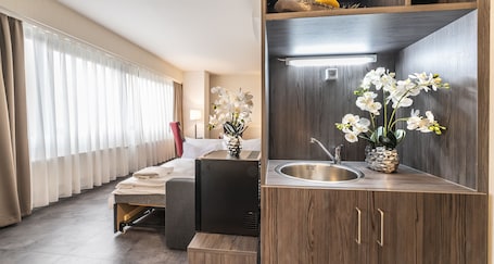 Phòng Suite Junior, nhiều giường (Living Room;with Sofabed) | Khu phòng khách