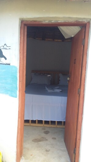 In-room safe, bed sheets - Ukerewe Garden View Bungalow at Bwiru Village Homestay (Murutunguru)
