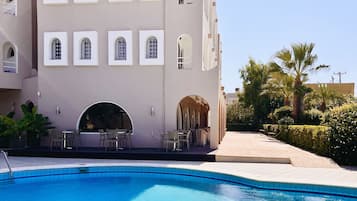 Sesongbasert utendørsbasseng