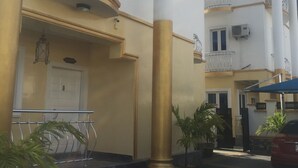 Property entrance - Jericovilla hotel and suites (Lekki)