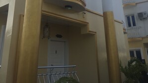 Property entrance - Jericovilla hotel and suites (Lekki)