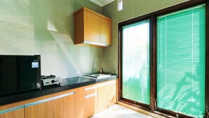 Bungalow | Private kitchenette - Taman Damai Bungalow (Nusa Dua)