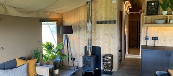 Bear Lodge - At Port Lympne Reserve