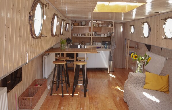 House, 1 Bedroom | Living area