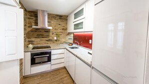 Shared kitchen - Casa do Silvério - Barroca (Fundao)