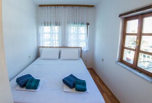 Apartment, 2 Bedrooms | 2 bedrooms, iron/ironing board, free WiFi, bed sheets - Next to the Old Bridge Apartments (Mostar)