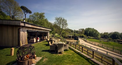 Treehouse Hotel - At Port Lympne Reserve