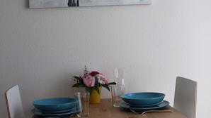 Studio (307) | In-room dining - Zurich MainStation Studios (Zürich)