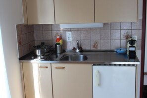 Studio (304) | Eigene Kochnische