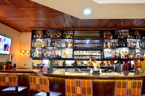 Restaurant - The Cape Hotel (Monrovia)