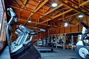 Gym - The Cape Hotel (Monrovia)
