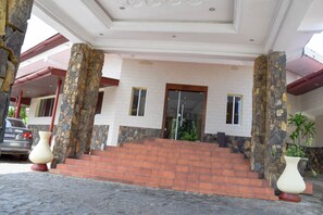 Exterior detail - The Cape Hotel (Monrovia)