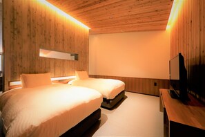 In-room safe, soundproofing, free WiFi - Regina Resort Kyukaruizawa (Karuizawa)