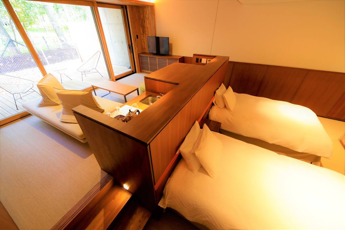 Deluxe kamer (Garden Terrace) | Een kluis op de kamer, geluiddichte muren, gratis wifi