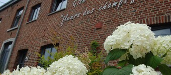 아파트망 플뢰르 데 샹 – 에스카파트