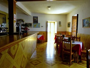 Daily continental breakfast for a fee - Hotel Germán (Vilaflor)