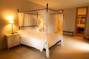 Deluxe Suite - Hotel Villa Marcilla (Marcilla)