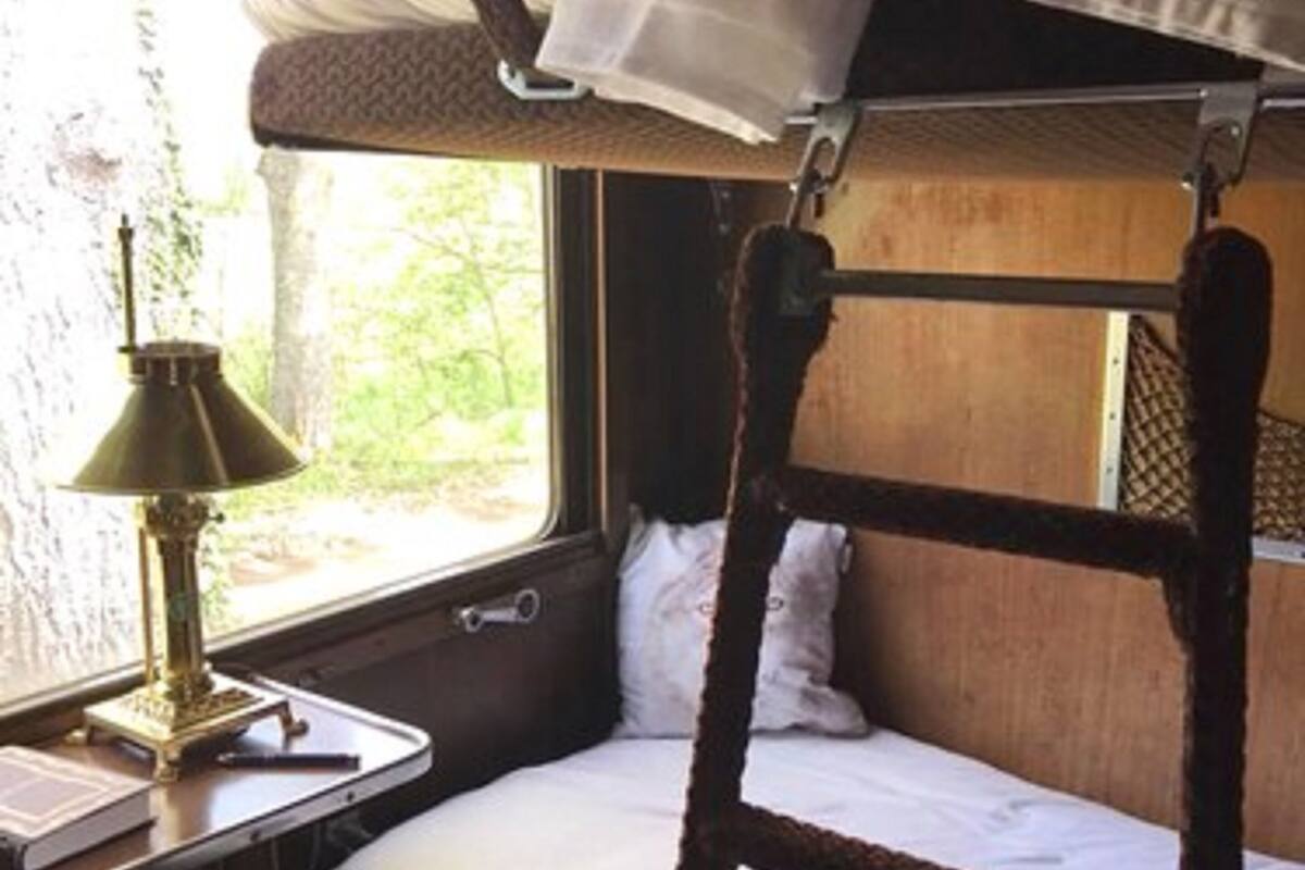 La Cabine de l'Orient Express de 1948 | Individualmente decorados, individualmente mobiliados