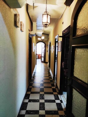 Hallway - República Málaga (Málaga)