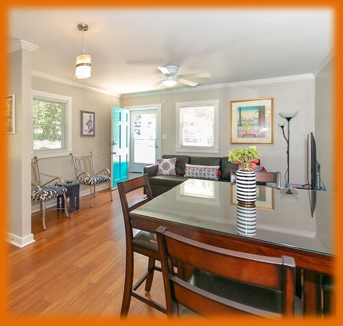 Keskusta, uusi, lähellä Duke U., Duke Hospital, VA-sairaala, DPAC,