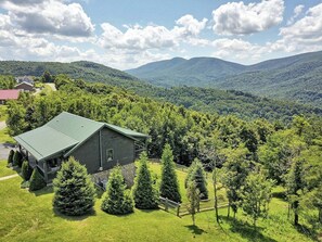 Exterior - Experience Almost Heaven in this cozy 2-bedroom cabin in West Jefferson, NC. (West Jefferson)