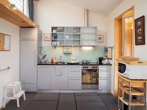 Fridge, microwave, oven, dishwasher - Schweizerheim Apt.5 by Interhome (Wengen)