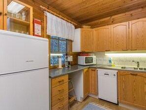 Réfrigérateur, micro-ondes, lave-vaisselle