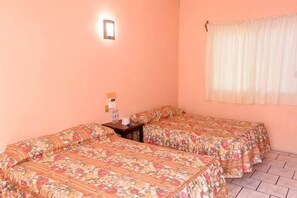 Double Room | Bed sheets - Hotel Anita (Tecolutla)