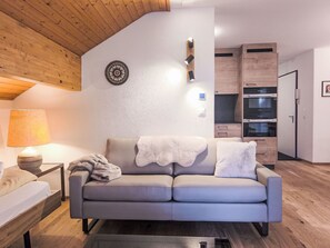 Televisión y reproductor de DVD 