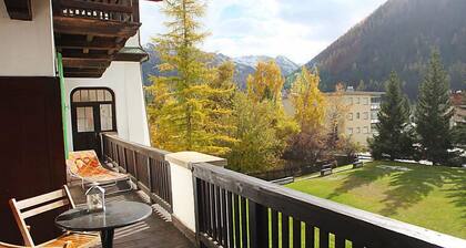 Haus Altein Apartment Nr. 4 by Interhome