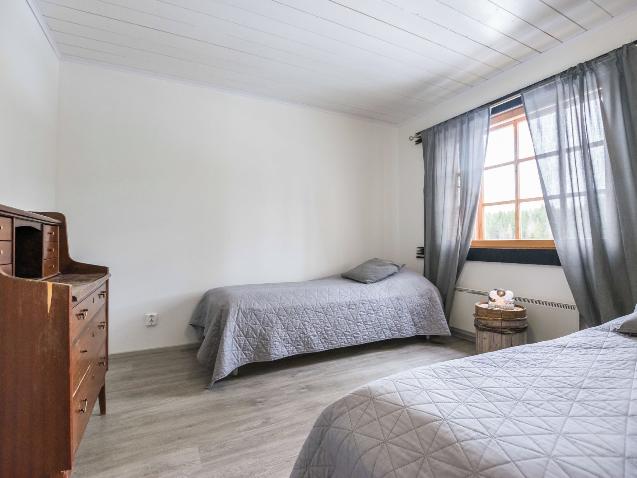 4 bedrooms