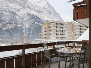 Outdoor dining - Chalet Abendrot apARTments by Interhome (Grindelwald)