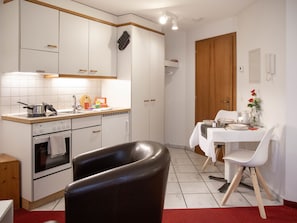 Fridge, oven, toaster, highchair