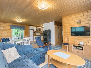 TV, DVD player - Koivurinne by Interhome (Punkaharju)