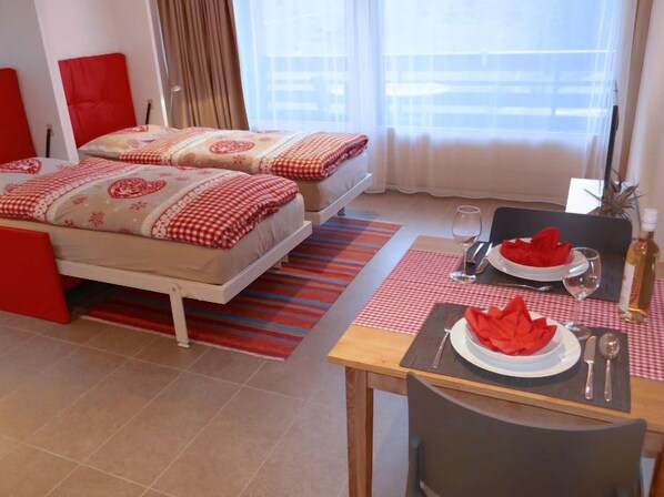 1 bedroom, Internet