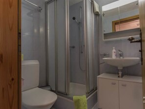 Bathroom - Bergfink by Interhome (Saas-Fee)