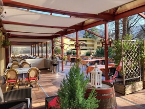 Restauration extérieure